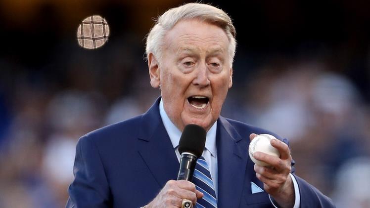 Vin Scully Bio, Age, Height, Weight, Education, Career, Family