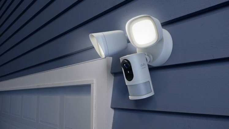 Wireless Floodlight Camera Protect Your Property Hassle Free
